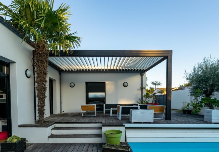 Comment réussir l'installation de pergolas à Vitrolles ?