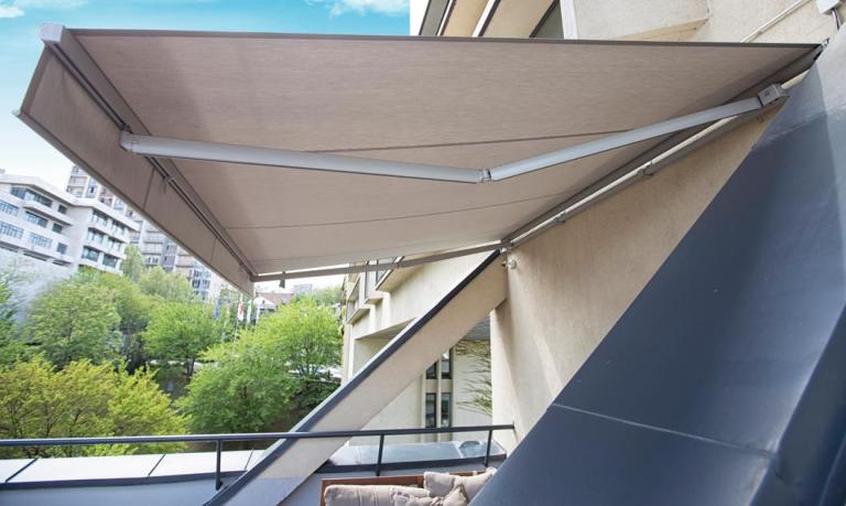 Stores bannes à Vitrolles, confort et protection solaire